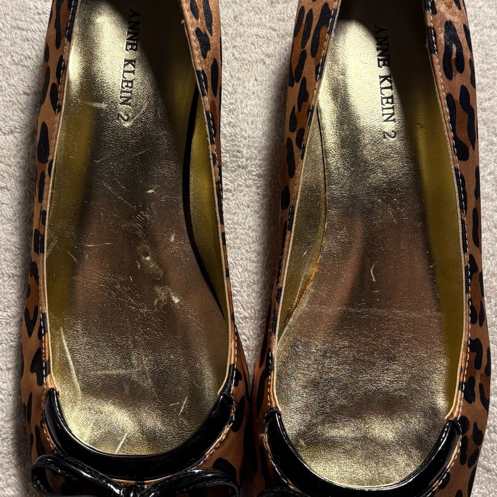 Anne Klein Women's Leopard Print Flats